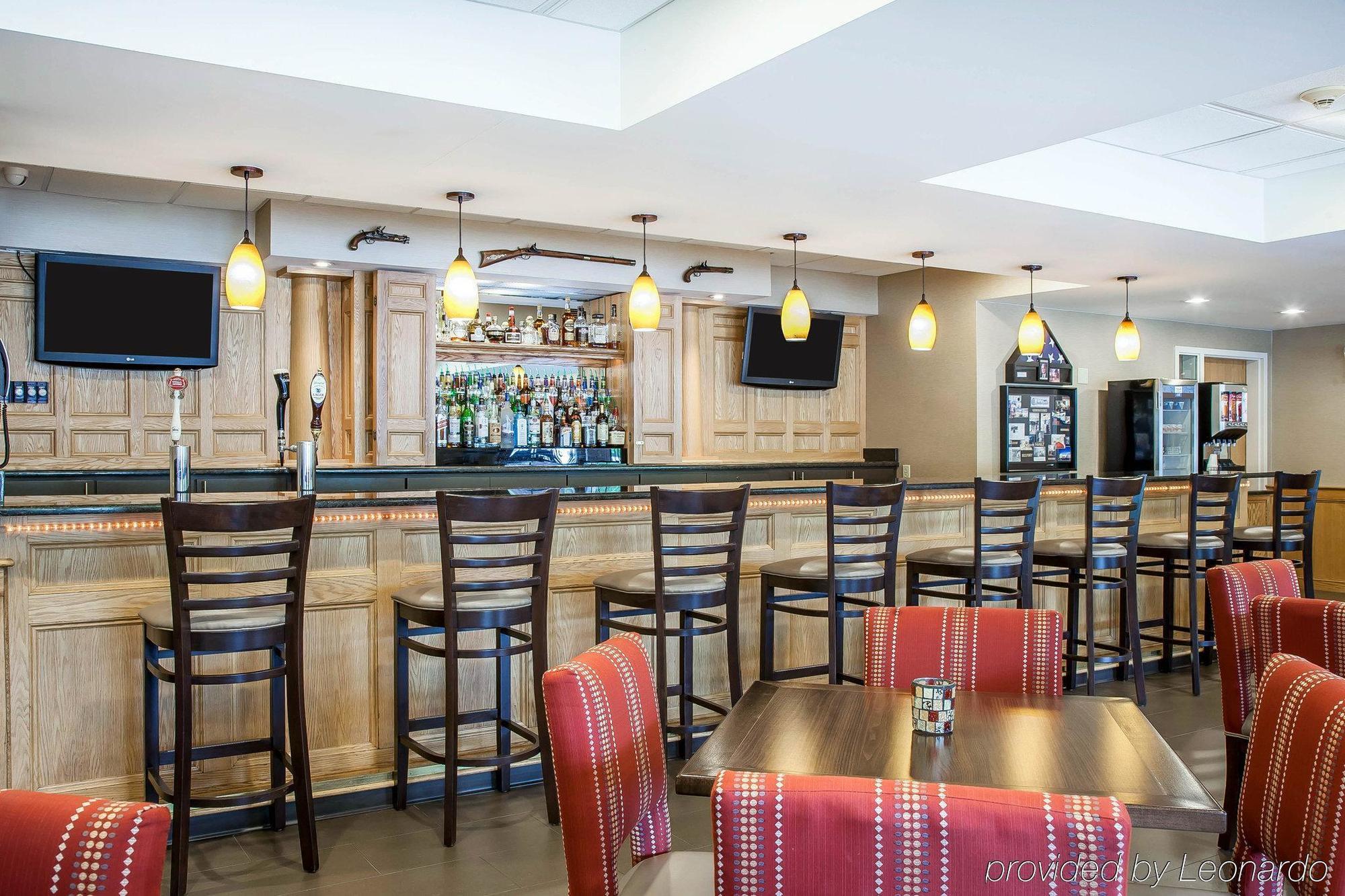 Comfort Inn & Suites Sturbridge-Brimfield Exteriér fotografie