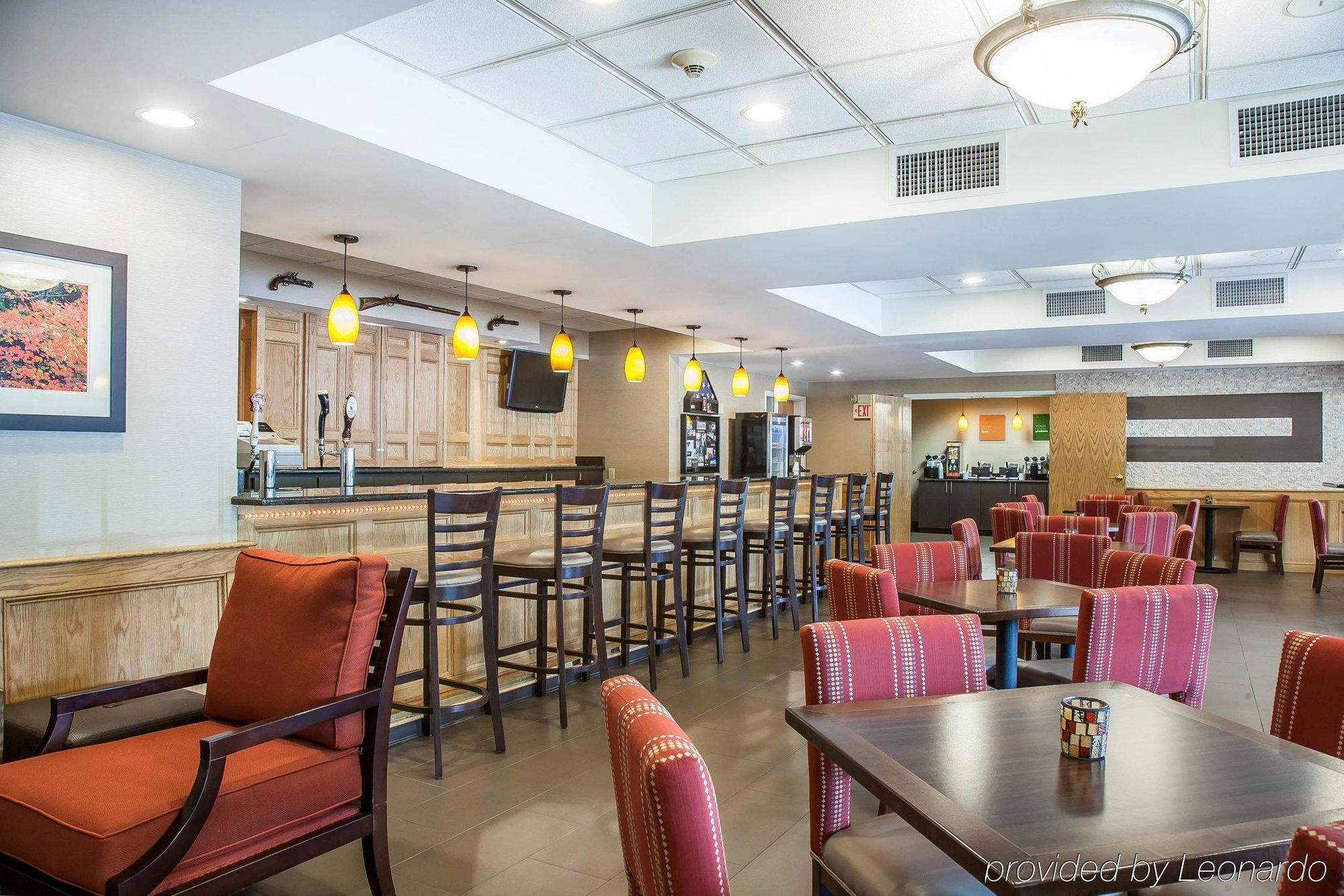 Comfort Inn & Suites Sturbridge-Brimfield Exteriér fotografie