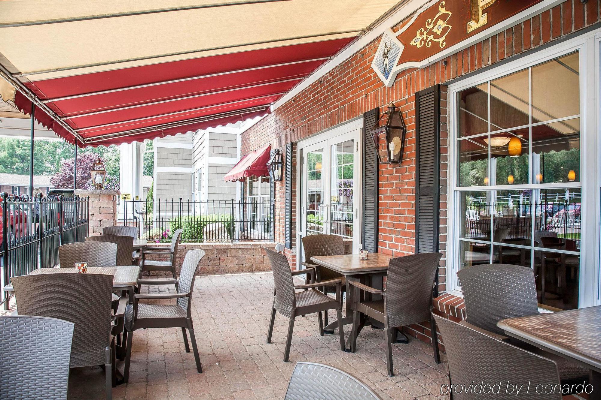 Comfort Inn & Suites Sturbridge-Brimfield Exteriér fotografie