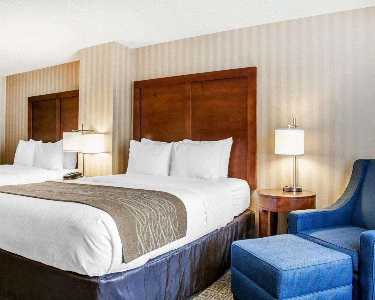 Comfort Inn & Suites Sturbridge-Brimfield Exteriér fotografie